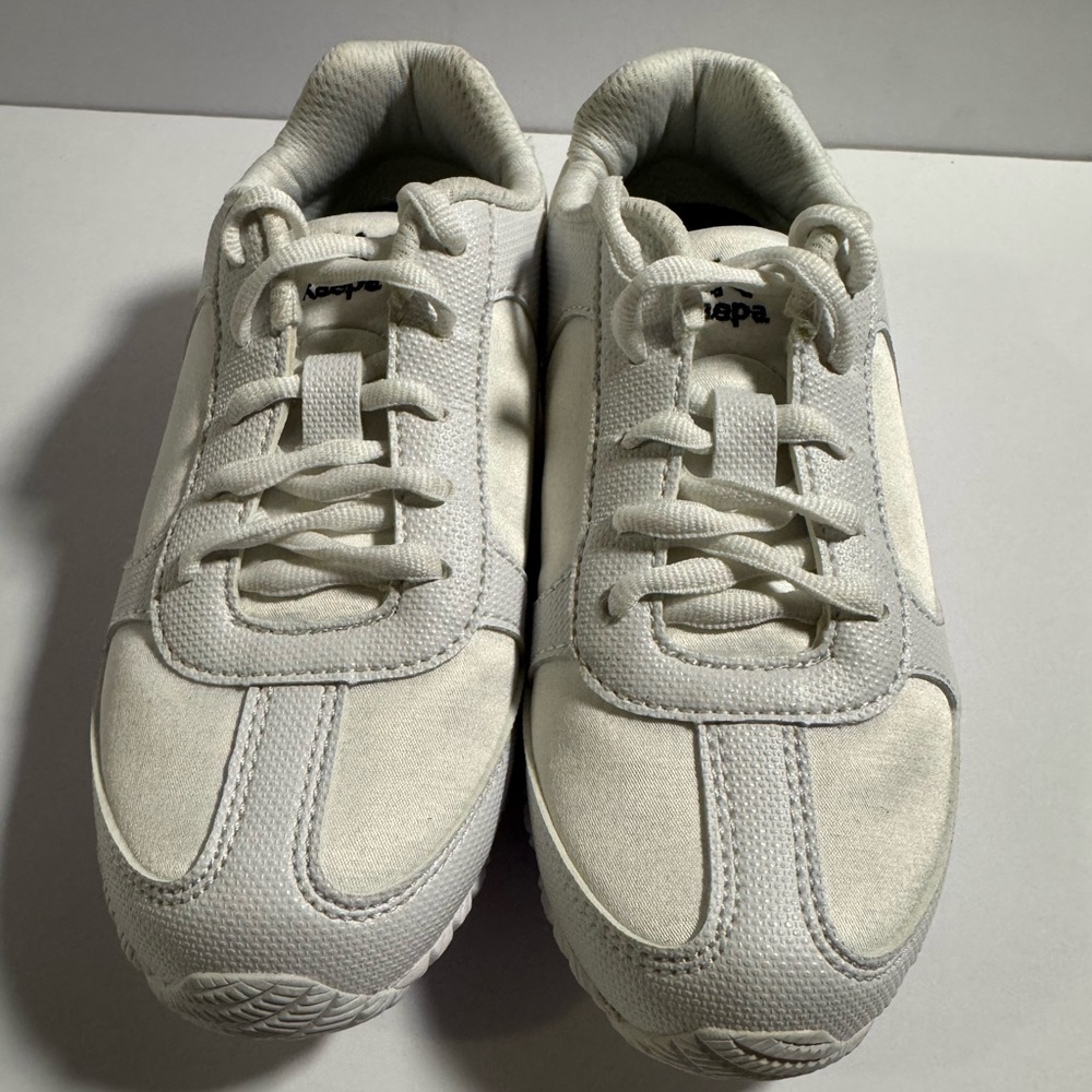 Kaepa Youth Size 12 Cheerleading White Shoes 6340